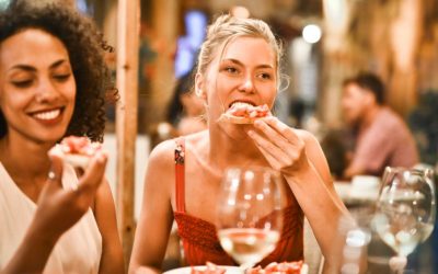 6 Creative Ways To Attract Restaurant Guests